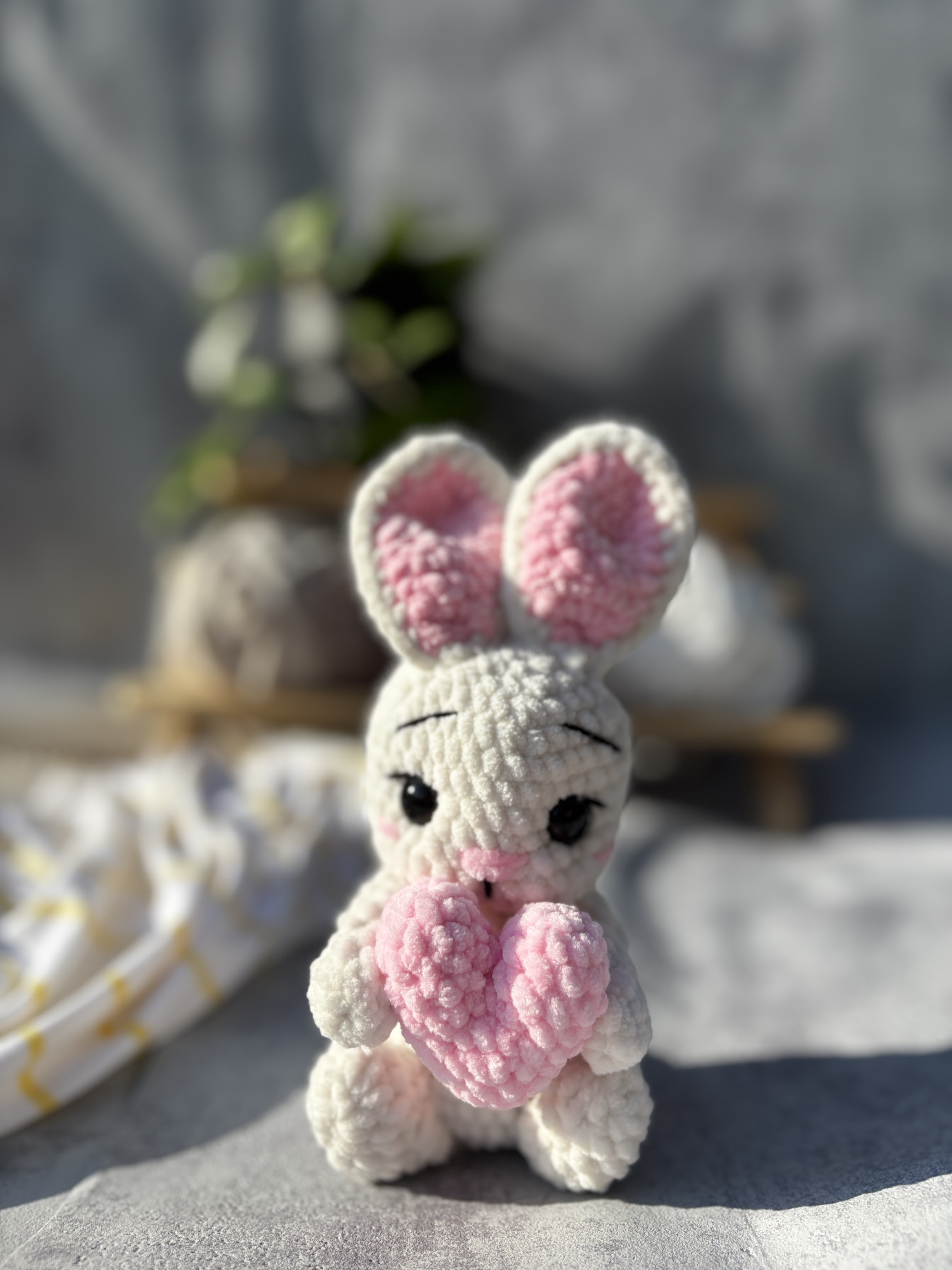 Háčkovaný Králíček se srdíčkem